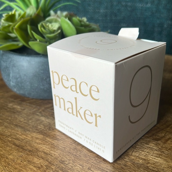 NIB enneagram 9 “The Peacemaker” candle from Paddywax - Picture 3 of 7